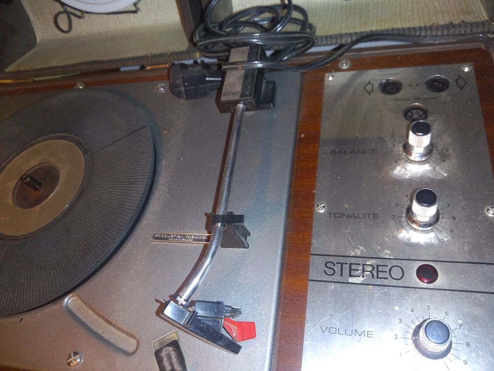"tourne disque" vintage 