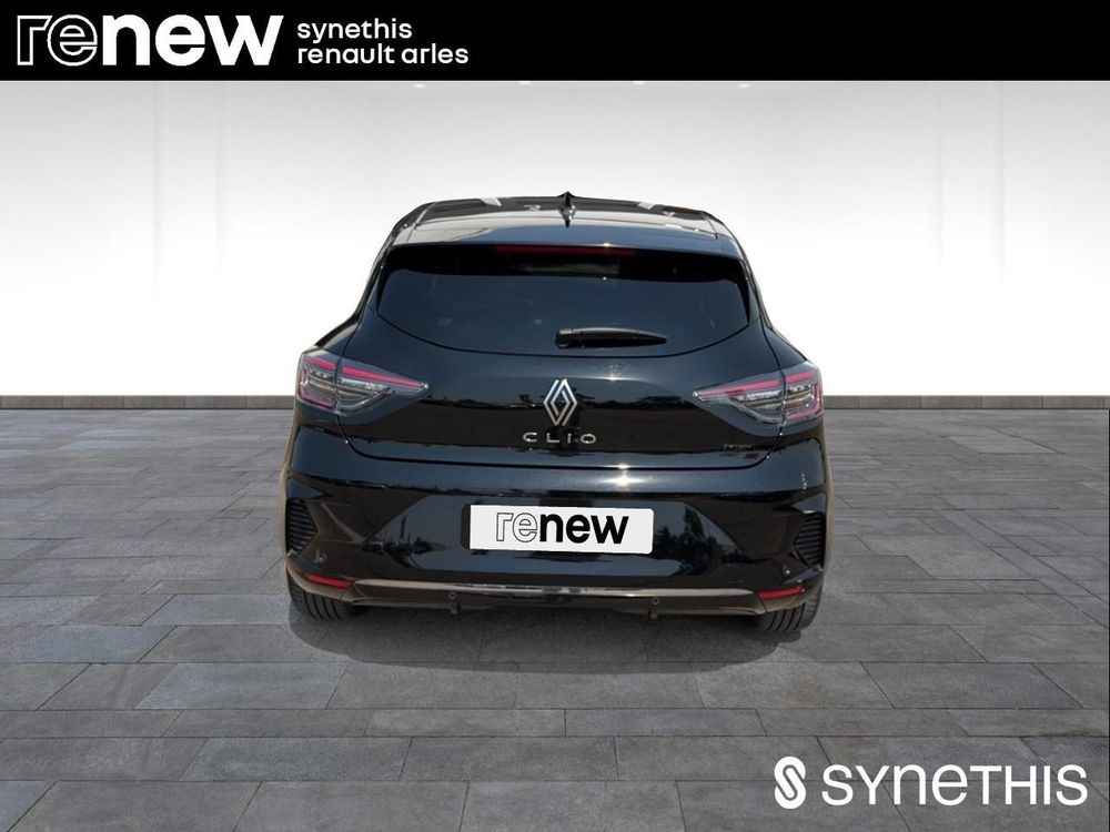 Clio V Clio E-Tech full hybrid 145 ch GSR2 Techno 2025 occasion 13200 Arles
