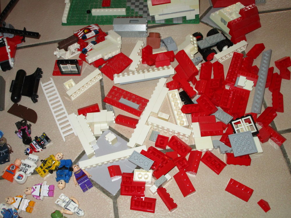 LEGO BRIQUE HELICOPTERE MAISON Jeux / jouets