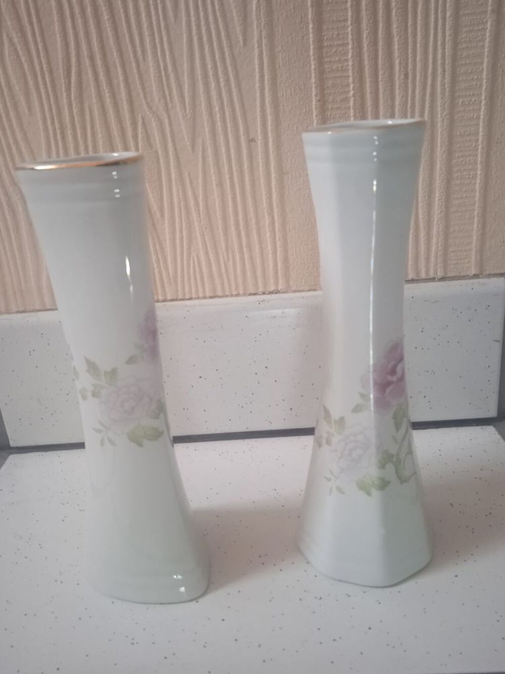 Vase soliflore porcelaine artisanal, neuf Décoration