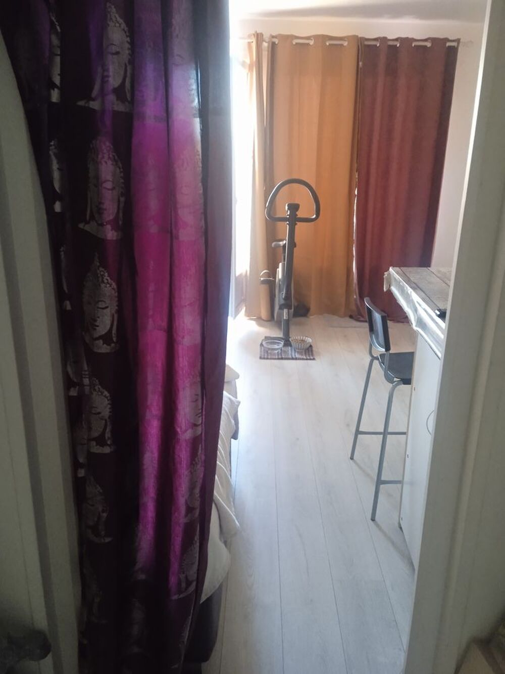 Vente Appartement Studio avec une pièce style bureau vue mer Roscoff