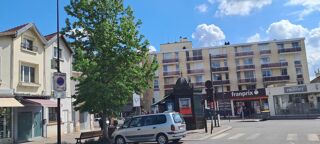  Appartement à louer 2 pièces 80 m² Viroflay