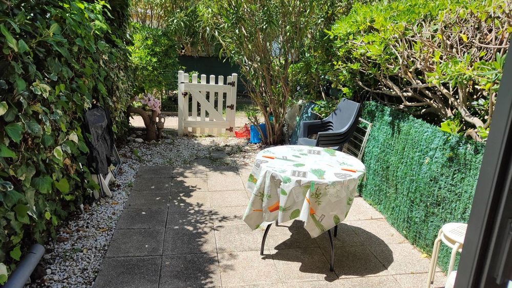 Vente Appartement LE CAP D'AGDE: LA CLAPE rez de jardin avec jardin STUDIO + PARKING / Loggia SUD/OUEST Le cap d agde