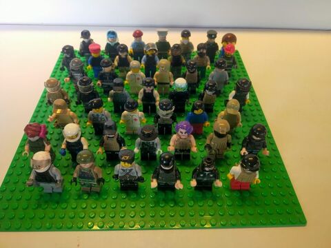 des personnages LEGO par lots de dix
10 Mirecourt (88)