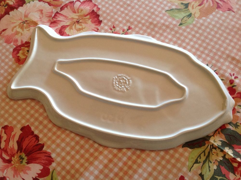 plat &agrave; poisson en porcelaine blanche pla Décoration