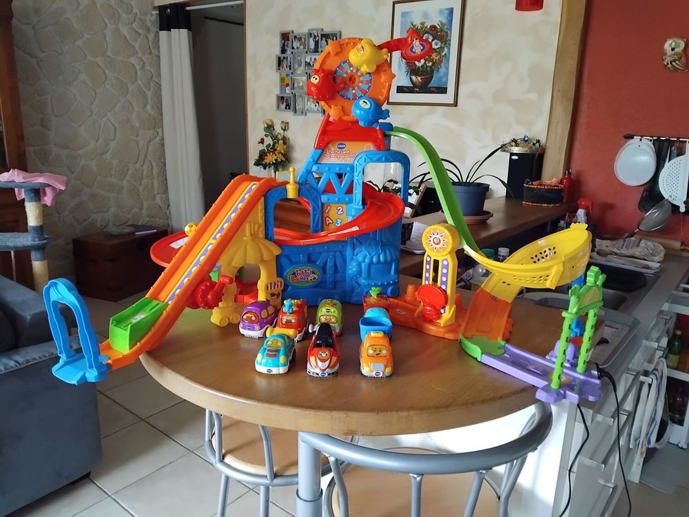 Garage tuttut mobile +6 voitures Jeux / jouets