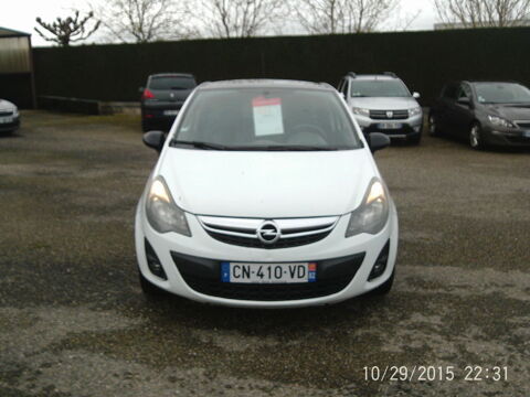 Opel corsa 1.4 - 100 ch Twinport Color Edition