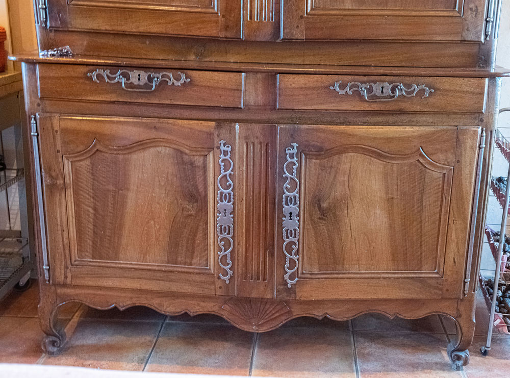 BUFFET 2 CORPS STYLE LOUIS XV EPOQUE XIX&egrave;me Meubles
