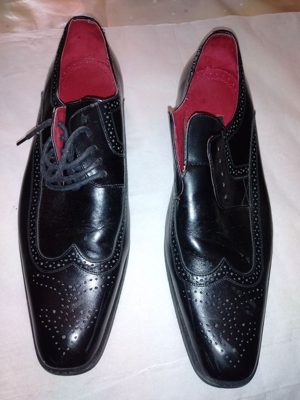 Chaussures &agrave; lacets H omme. Chaussures