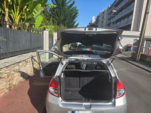 Renault clio Voiture