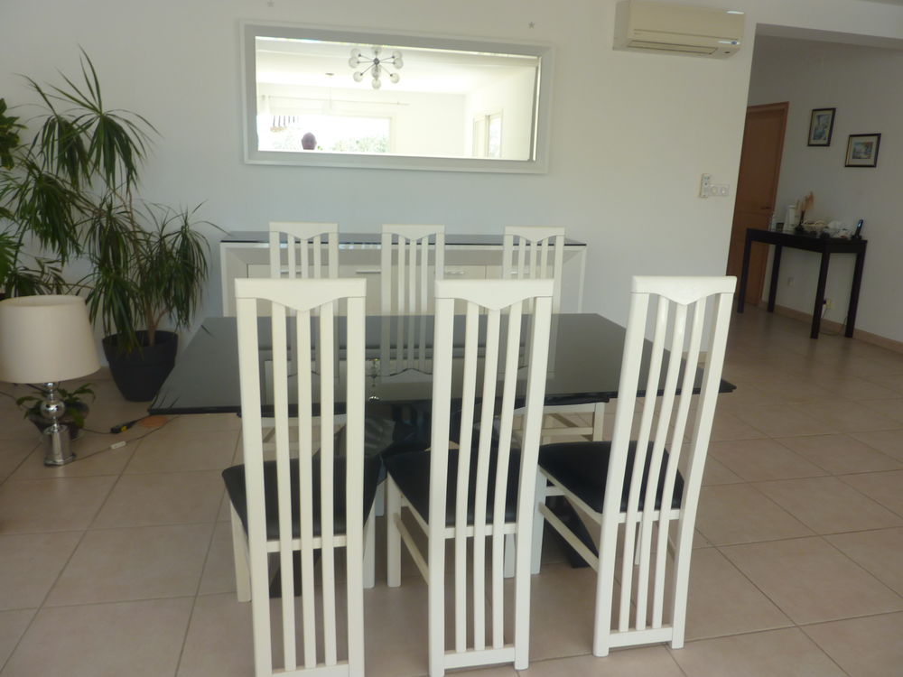 vide maison a domicile Meubles