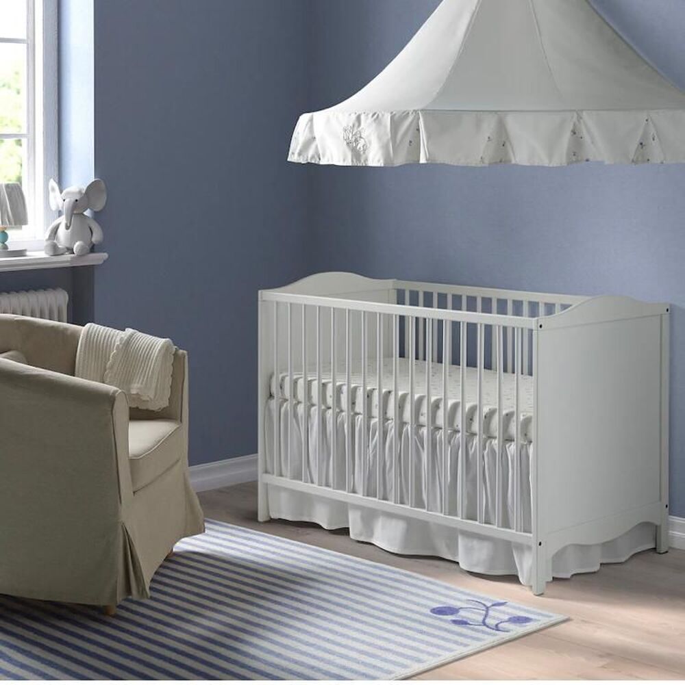 Lit b&eacute;b&eacute; ikea neuf avec matelas neuf dans emballage Meubles