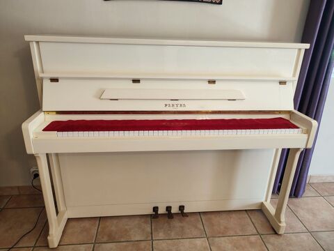 Piano droit Pleyel Le Boulou (66)