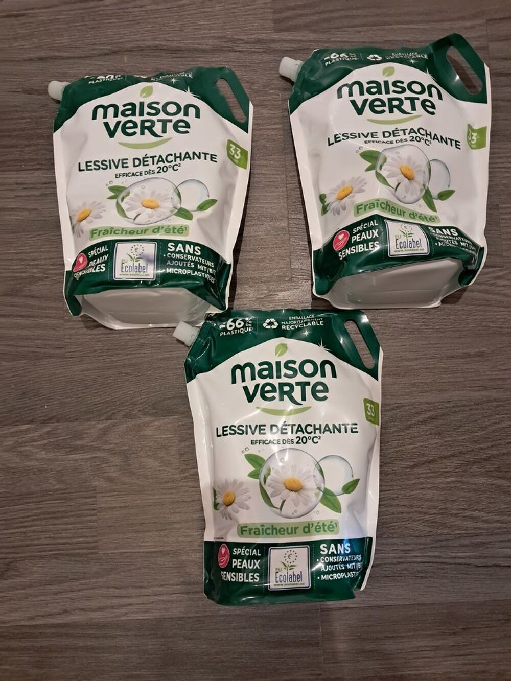 3 lessives maison verte neuves jamais ouverte Vêtements