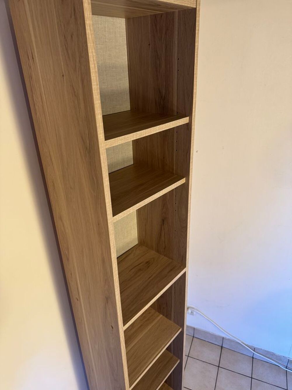 &Eacute;tag&egrave;re colonne effet bois Meubles