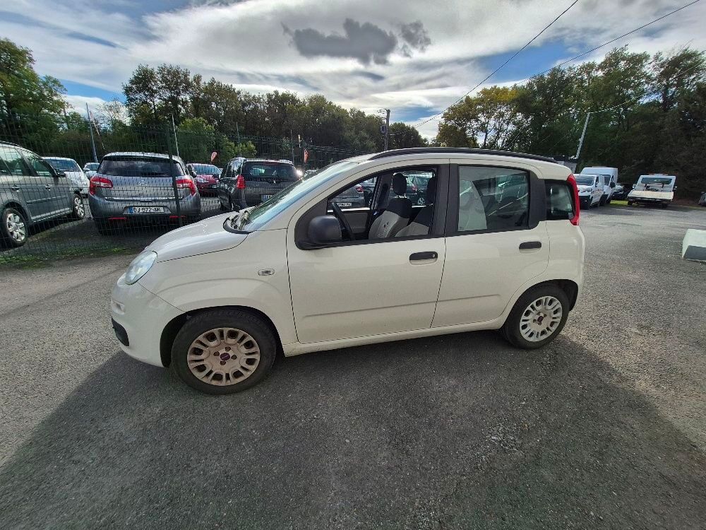 Panda Business 1.2 8V 69 ch Lounge Business 2015 occasion 49070 Saint-L&eacute;ger-de-Lini&egrave;res