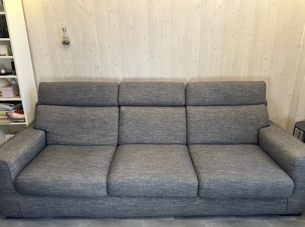 Canap&eacute; gris poltron et sofa Meubles
