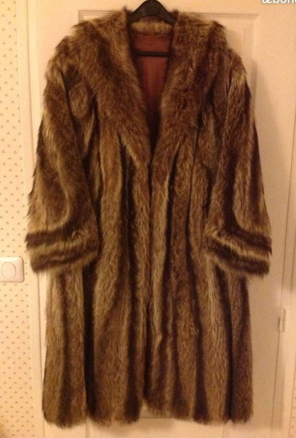 Magnifique manteau de fourrure en marmotte Vtements