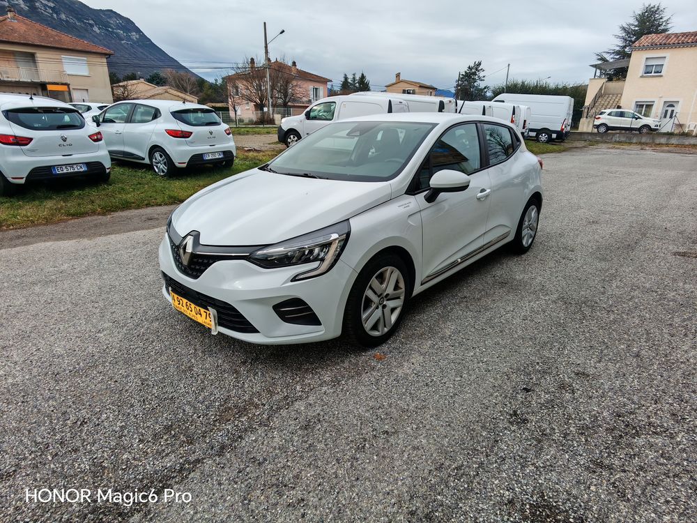 Clio V Clio Blue dCi 100 - 21N Intens 2021 occasion 05300 Laragne-Mont&eacute;glin