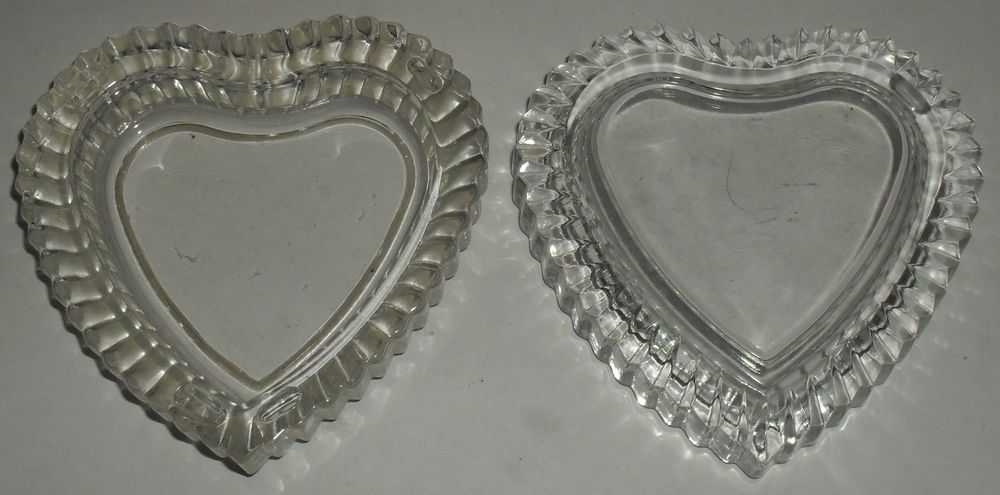 Bo&icirc;te &agrave; Bijoux en forme de c?ur. Bijoux et montres