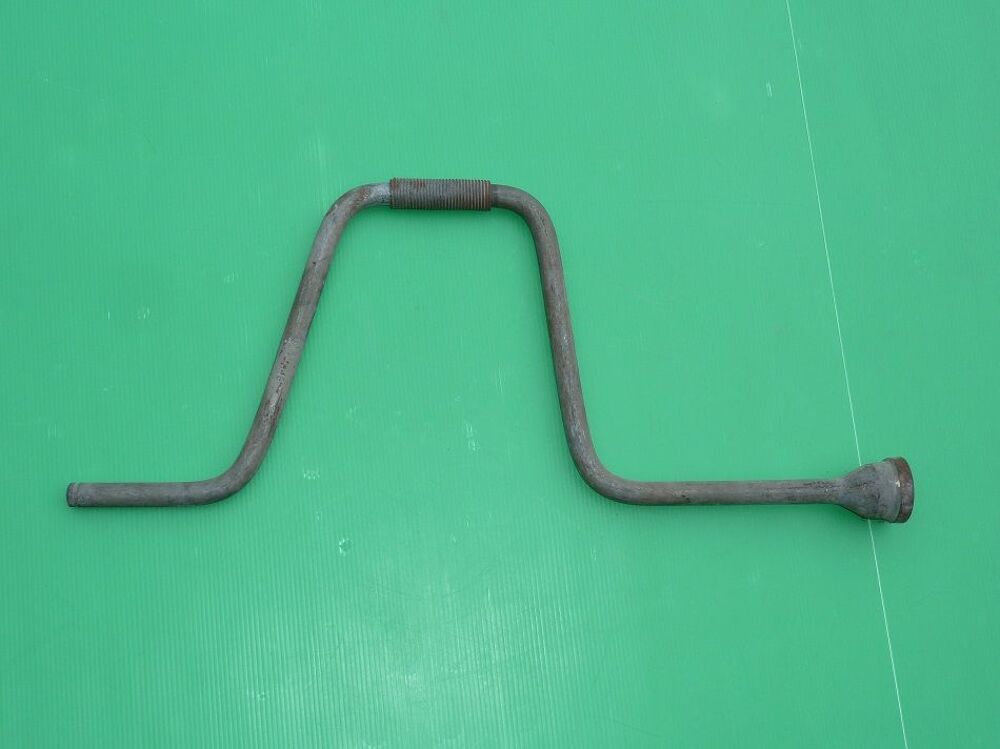   Vilebrequin de serrage roues RENAULT réf : 70919 