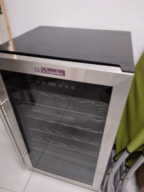 cave  vin 150 Frjus (83)