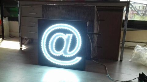  LED taxiphone simple face au double face , personnalisé 414 93300 Aubervilliers