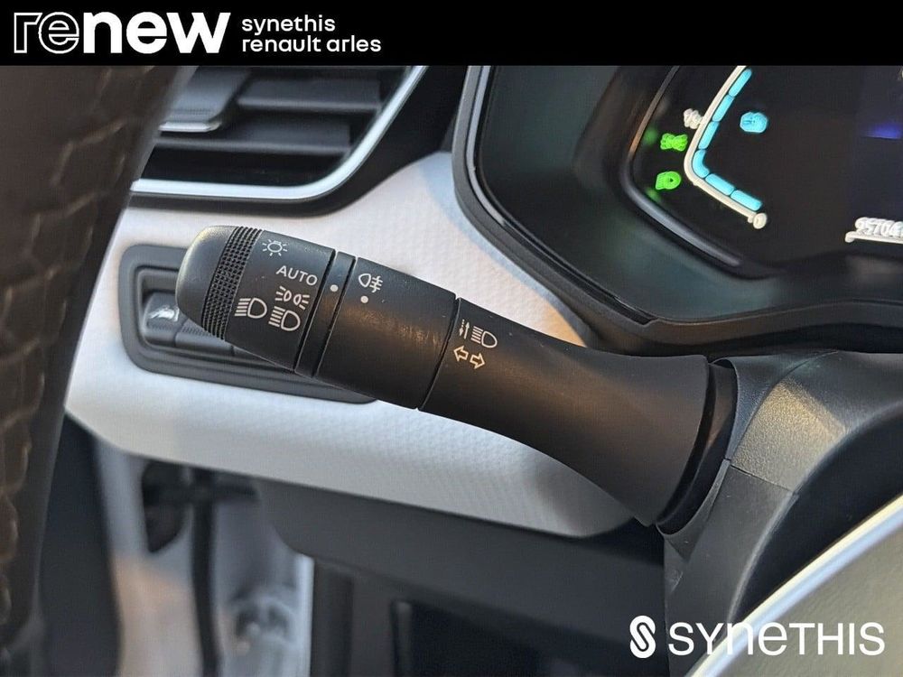 Clio IV CLIO SOCIETE E-TECH FULL HYBRID 145 EVOLUTION REVERSIBLE 2023 occasion 13200 Arles
