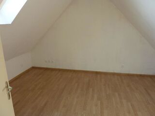  Villa à louer 4 pièces 70 m² Bantouzelle