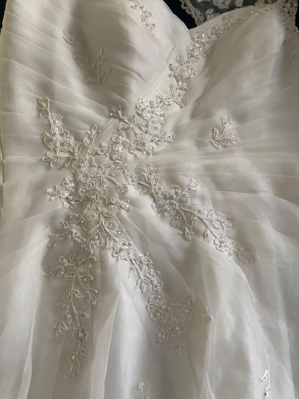 Robe de mari&eacute;e Vêtements