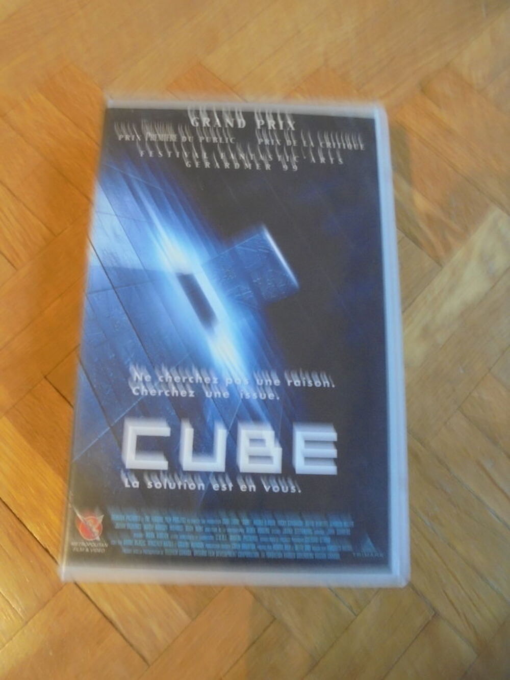K7 "cube" (48) DVD et blu-ray