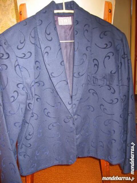 Tailleur bleu 4 Pessac (33)