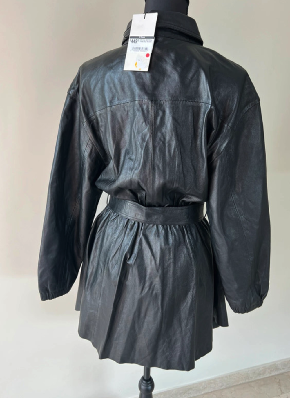 Robe veste cuir Alter Ego
M / 38 / 10&middot;Neuf avec &eacute;tiquette Vêtements
