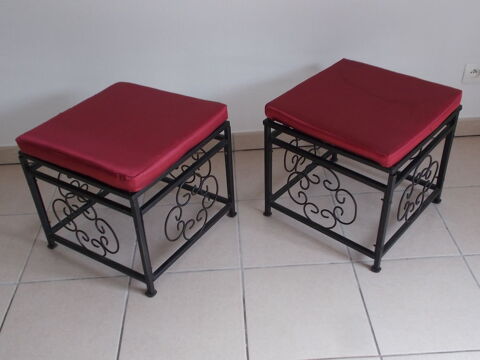 Original : 2 POUFS / TABOURETS ASSORTIS ORIENTAUX fer forg 70 Cazres (31)