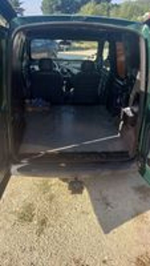 Kangoo 1.4i RTE 2000 occasion 26780 Allan