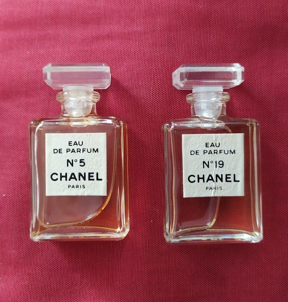Lot de 2 miniatures Chanel N&deg; 5 et Chanel N&deg; 19
