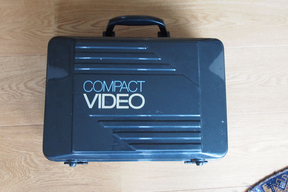 MALETTE DE TRANSPORT compact Video Photos/Video/TV