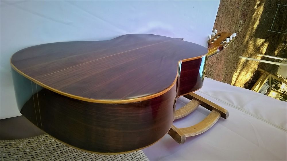 Alhambra Classique des 60's (4/4) Nylon Instruments de musique