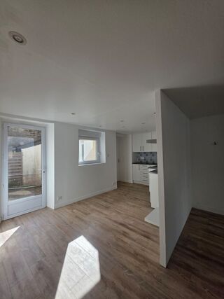  Appartement à louer 2/3 pièces 60 m²