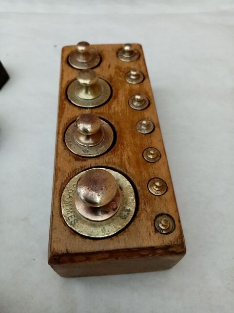 Une s�rie boite compl�te en laiton de 1g � 200g 35 Chartres (28)