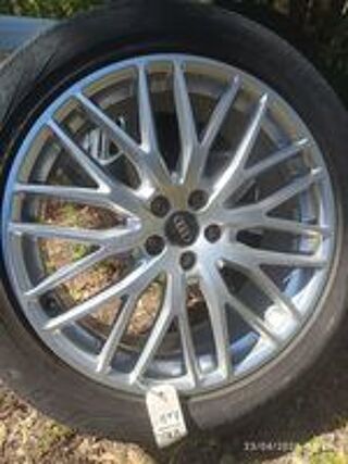 Pneu voiture - roue  occasion 83720 Trans-en-Provence