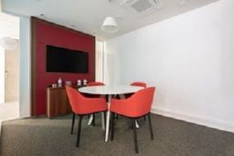 R&eacute;servez un espace de bureau ouvert pour les entreprises de toutes tailles &agrave; Saint Quentin Stop & Work 1907 78180 Montigny-le-bretonneux