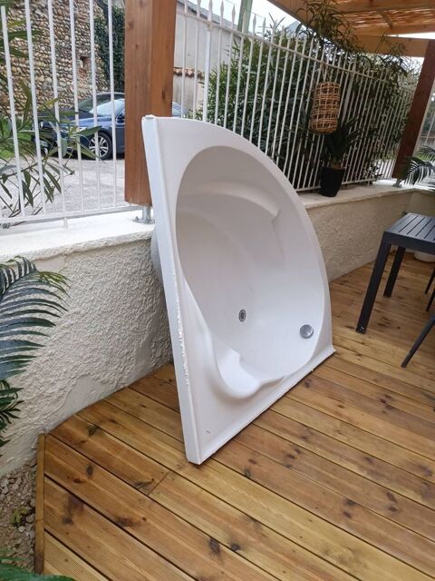 baignoire d?angle polyester. 90 Portes-ls-Valence (26)