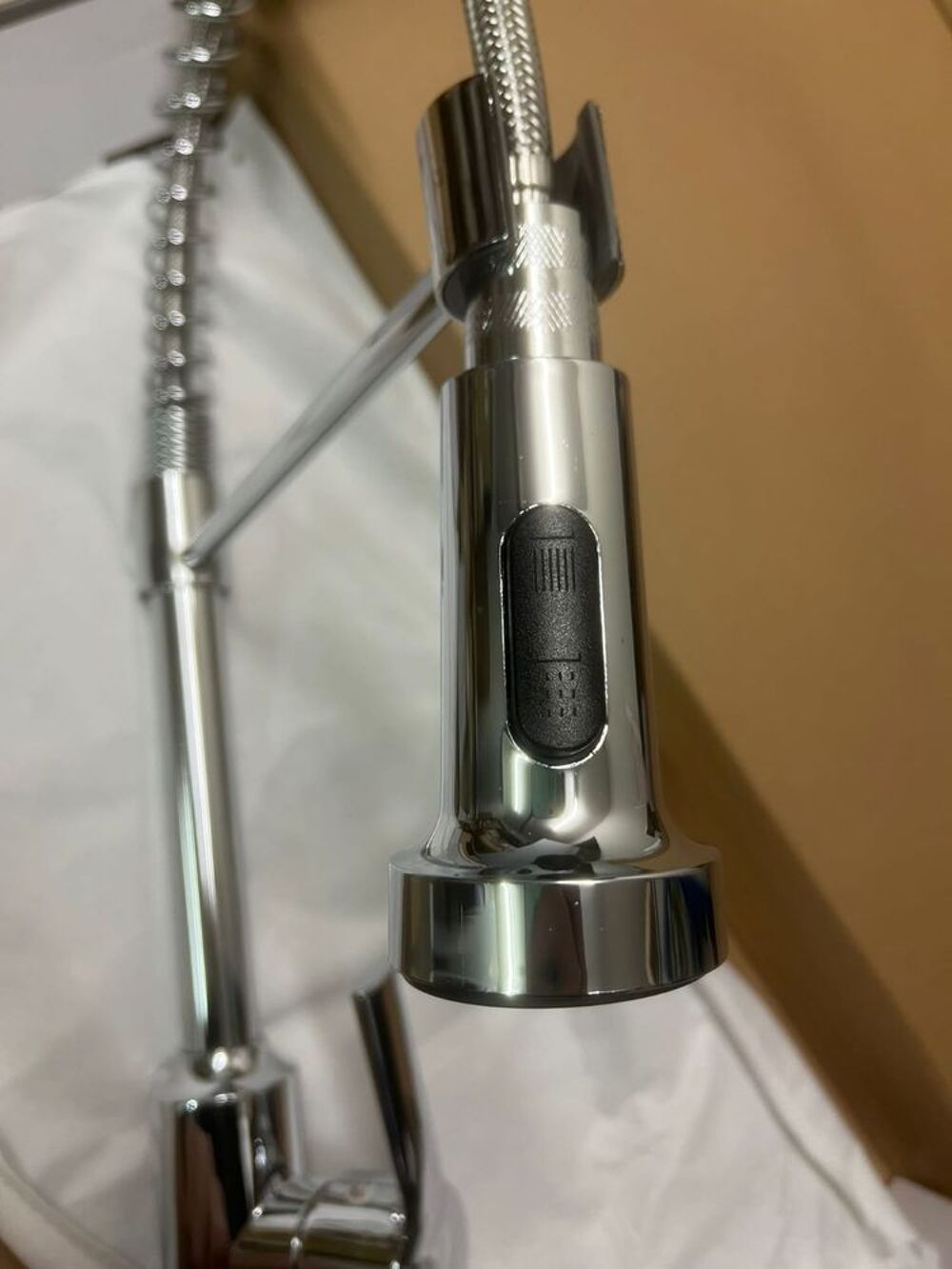 Mitigeur de cuisine avec douchette extractible Bricolage