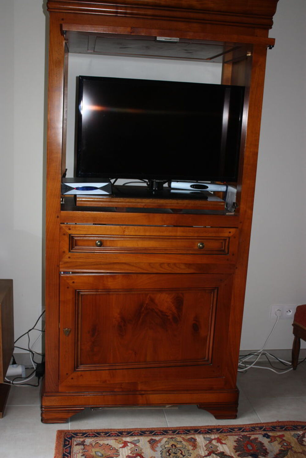 MEUBLE TV HIFI MERISIER Meubles