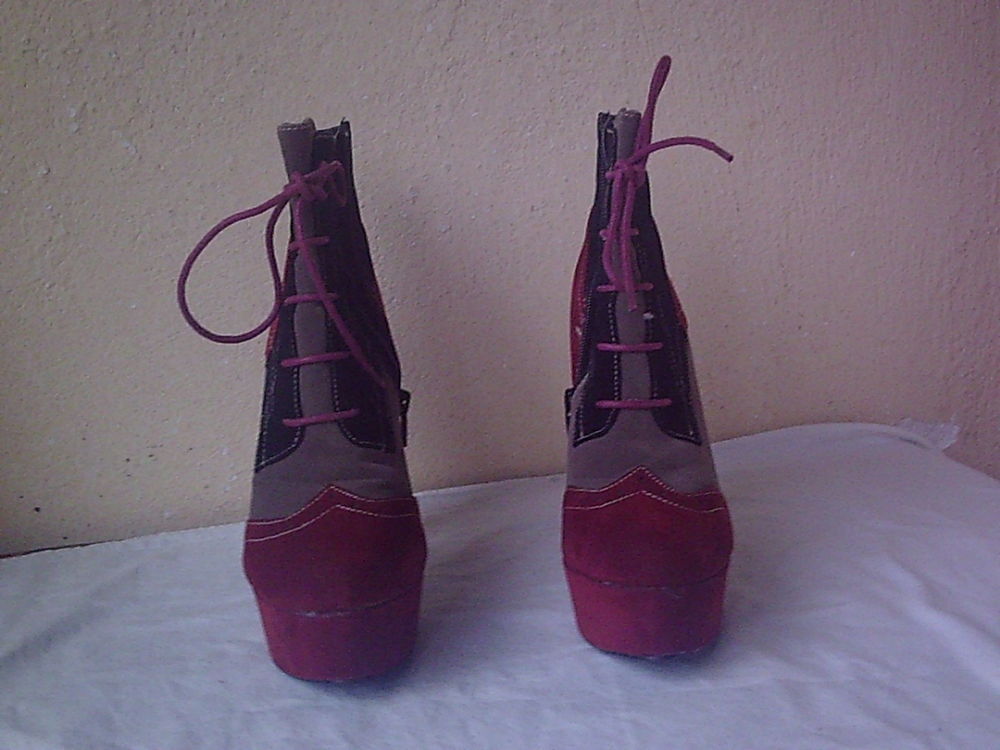 Bottines "chic" Tricolore style r&eacute;tro &agrave; talons 13 cm pointur Chaussures