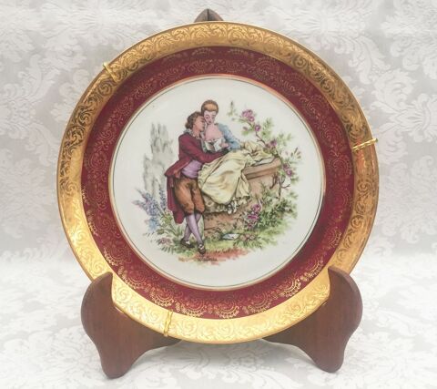 ANCIENNE ASSIETTE EN PORCELAINE LIMOGES BERNARDAUD or 69 Marseille 11 (13)