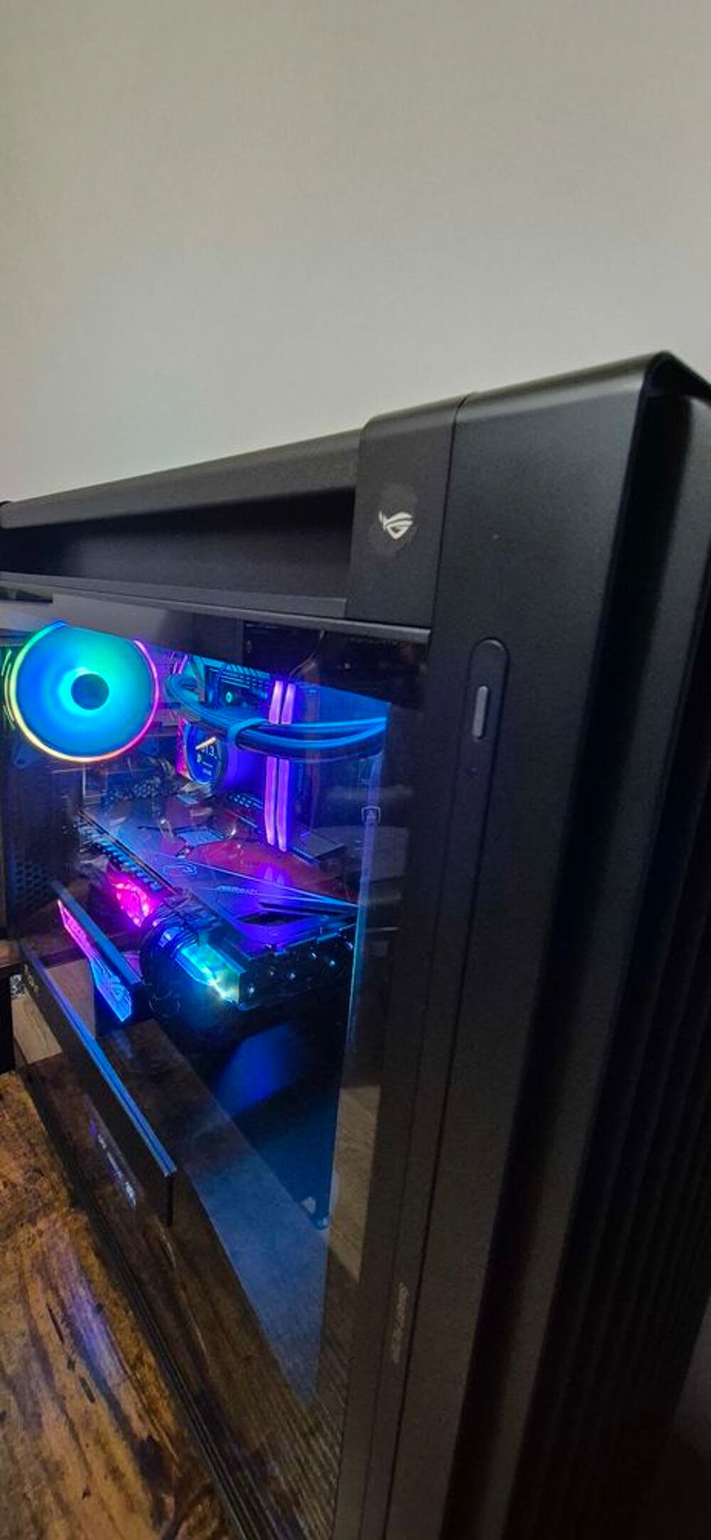 PC haut de gamme ? Parfait &eacute;tat, tr&egrave;s peu utilis&eacute;
Matériel informatique