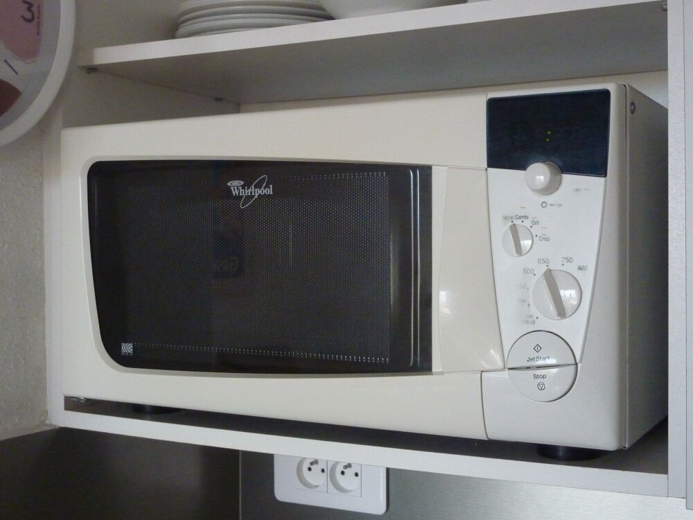 Four mixte whirlpool Electroménager