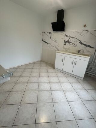  Appartement � louer 4 pi�ces 93 m�